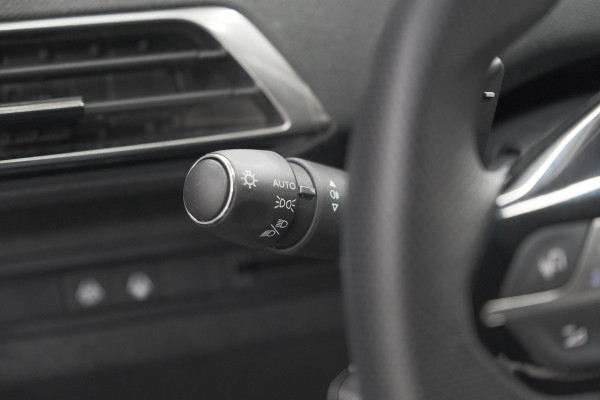 Peugeot 3008 PureTech 130 EAT8 GT | Camera | Dodehoekdetectie | Adaptieve Cruise Control