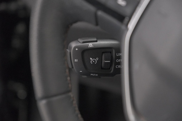 Peugeot 3008 PureTech 130 EAT8 GT | Camera | Dodehoekdetectie | Adaptieve Cruise Control