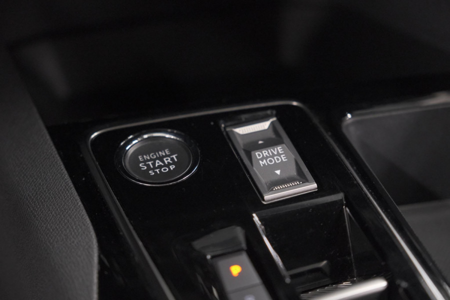 Peugeot 3008 PureTech 130 EAT8 GT | Camera | Dodehoekdetectie | Adaptieve Cruise Control
