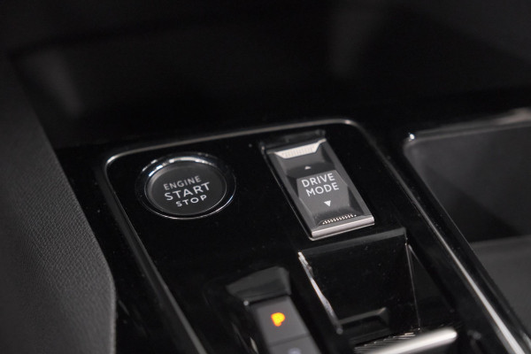Peugeot 3008 PureTech 130 EAT8 GT | Camera | Dodehoekdetectie | Adaptieve Cruise Control