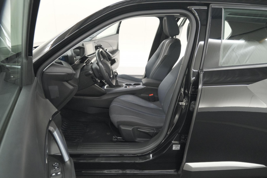 Peugeot 2008 PureTech 130 Blue Lease Allure | Camera | Apple Carplay | Parkeersensoren | Climate Control