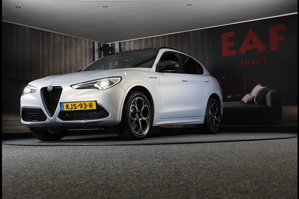 Alfa Romeo Stelvio 2.0 T AWD Veloce Ti / Carbon / Acc / Lane Assist / Dode Hoek / Camera / Open Panoramadak / Led / Pdc / 21 Inch