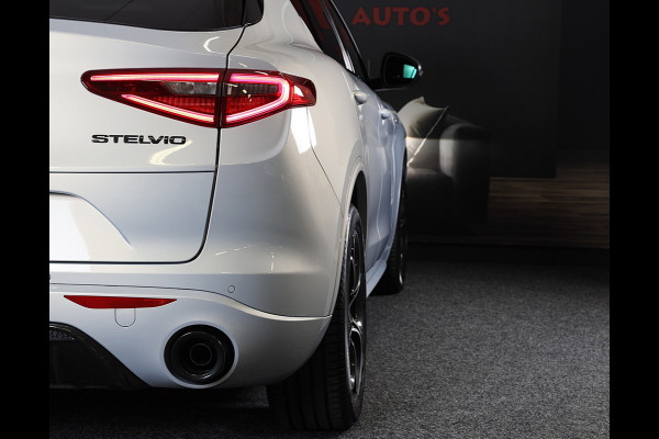 Alfa Romeo Stelvio 2.0 T AWD Veloce Ti / Carbon / Acc / Lane Assist / Dode Hoek / Camera / Open Panoramadak / Led / Pdc / 21 Inch