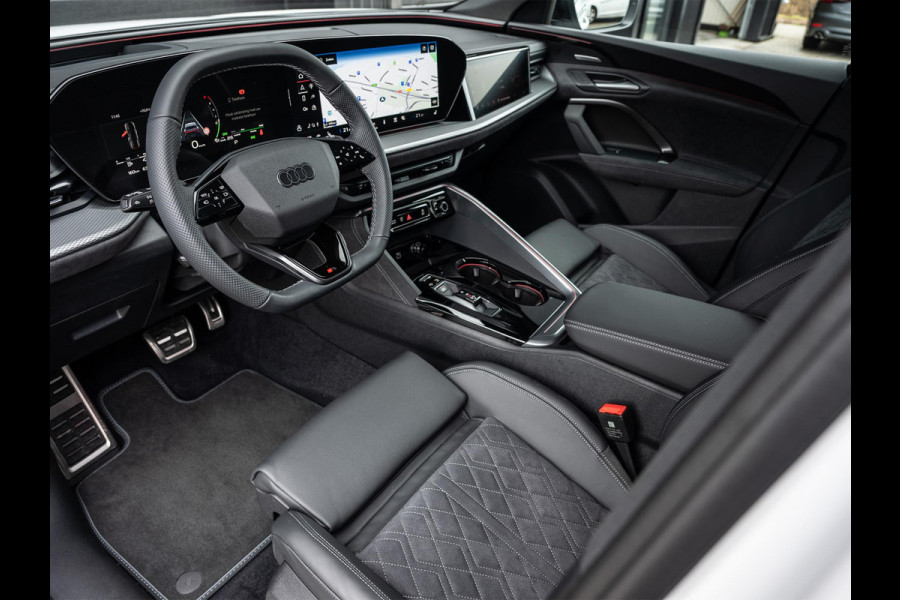Audi Q5 2.0 TFSI e-hybrid quattro S edition | S-Seats | 367PK | B&O Sound | Head-Up | Memory | 360 Camera | Trekhaak | Keyless entree | Adaptive Cruise | Ambiance interieur | MMI bijrijder display