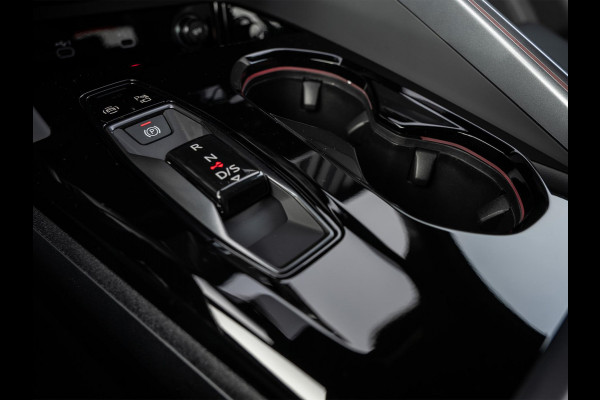Audi Q5 2.0 TFSI e-hybrid quattro S edition | S-Seats | 367PK | B&O Sound | Head-Up | Memory | 360 Camera | Trekhaak | Keyless entree | Adaptive Cruise | Ambiance interieur | MMI bijrijder display