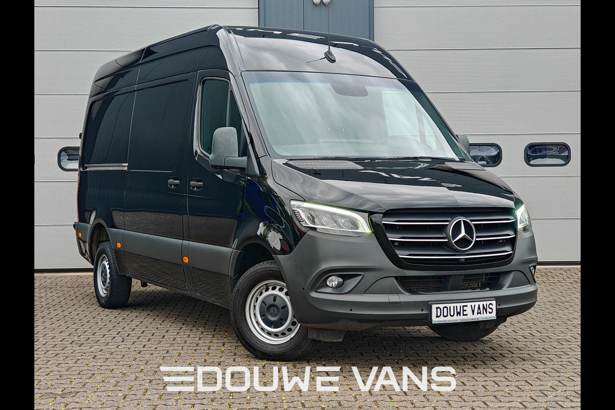 Mercedes-Benz Sprinter L2H2 319 Automaat Zwart Trekhaak LED 360 Camera