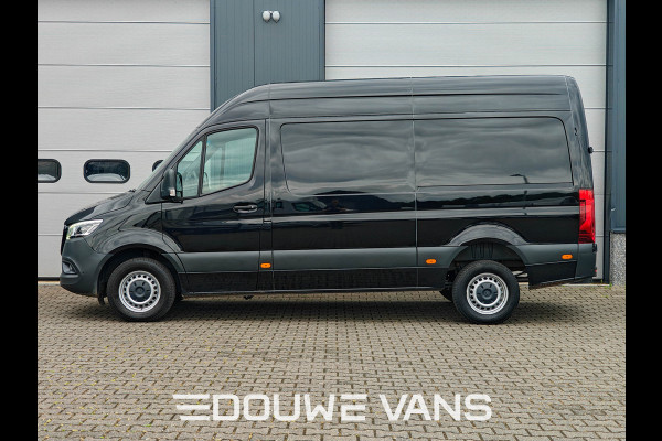 Mercedes-Benz Sprinter L2H2 319 Automaat Zwart Trekhaak LED 360 Camera