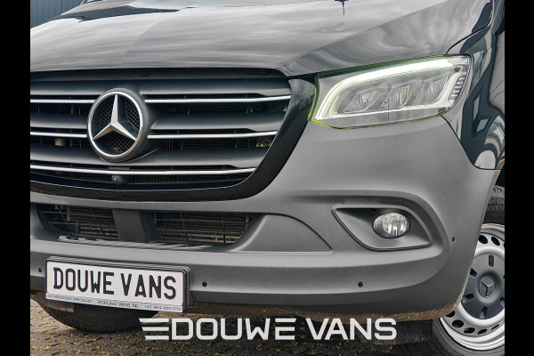 Mercedes-Benz Sprinter L2H2 319 Automaat Zwart Trekhaak LED 360 Camera