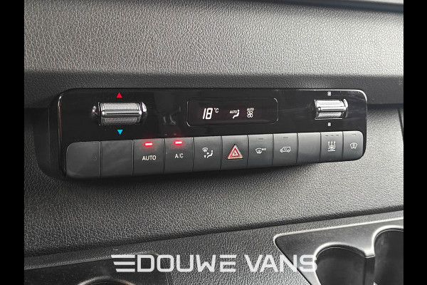 Mercedes-Benz Sprinter L2H2 319 Automaat Zwart Trekhaak LED 360 Camera