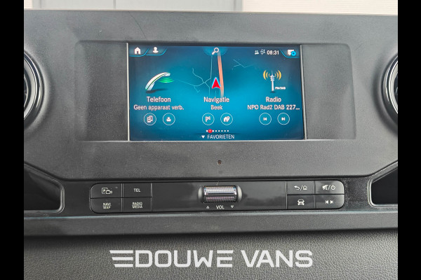 Mercedes-Benz Sprinter L2H2 319 Automaat Zwart Trekhaak LED 360 Camera