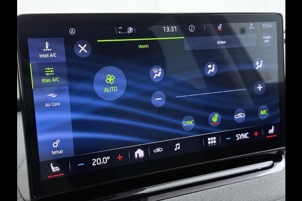 Škoda ENYAQ iV 80 Trekhaak SOH 95% Warmtepomp Adap.Cruise 3-Zone Ecc 360°Camera Stuur+Stoelverwarming Navi Ecc Pdc Draadloze telefoonlader Keyless Privacy Glas Lmv Led Apple Carplay Android Auto DAB P-Assist Dodehoek detectie File Asist 1.000KG Trekgewicht Origineel Nederlandse Auto