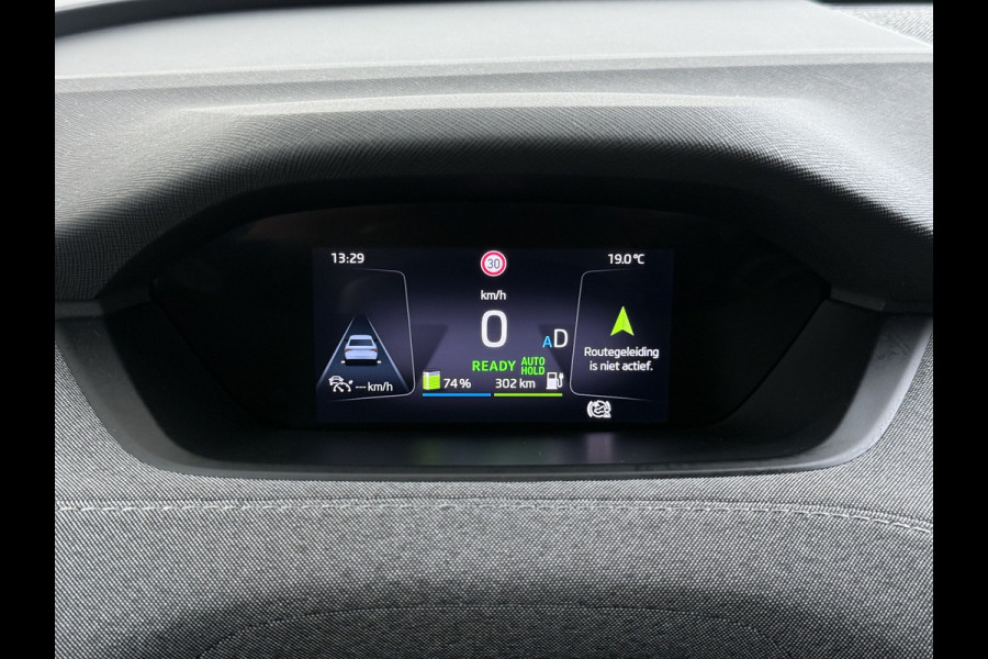 Škoda ENYAQ iV 80 Trekhaak SOH 95% Warmtepomp Adap.Cruise 3-Zone Ecc 360°Camera Stuur+Stoelverwarming Navi Ecc Pdc Draadloze telefoonlader Keyless Privacy Glas Lmv Led Apple Carplay Android Auto DAB P-Assist Dodehoek detectie File Asist 1.000KG Trekgewicht Origineel Nederlandse Auto