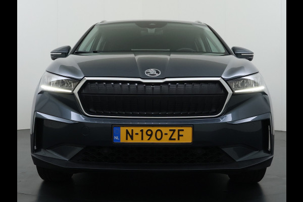 Škoda ENYAQ iV 80 Trekhaak SOH 95% Warmtepomp Adap.Cruise 3-Zone Ecc 360°Camera Stuur+Stoelverwarming Navi Ecc Pdc Draadloze telefoonlader Keyless Privacy Glas Lmv Led Apple Carplay Android Auto DAB P-Assist Dodehoek detectie File Asist 1.000KG Trekgewicht Origineel Nederlandse Auto