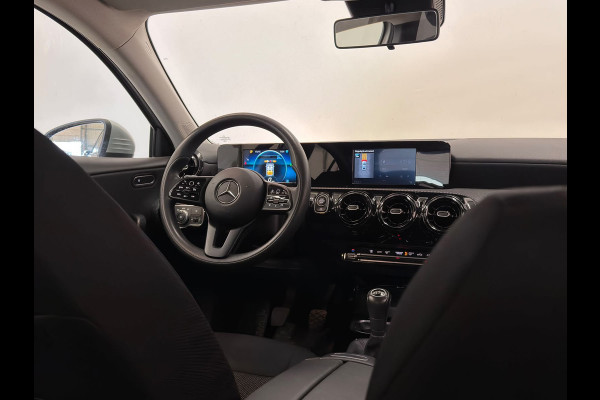 Mercedes-Benz A-Klasse 180 Limousine / 20" LM / Stoelverwarming