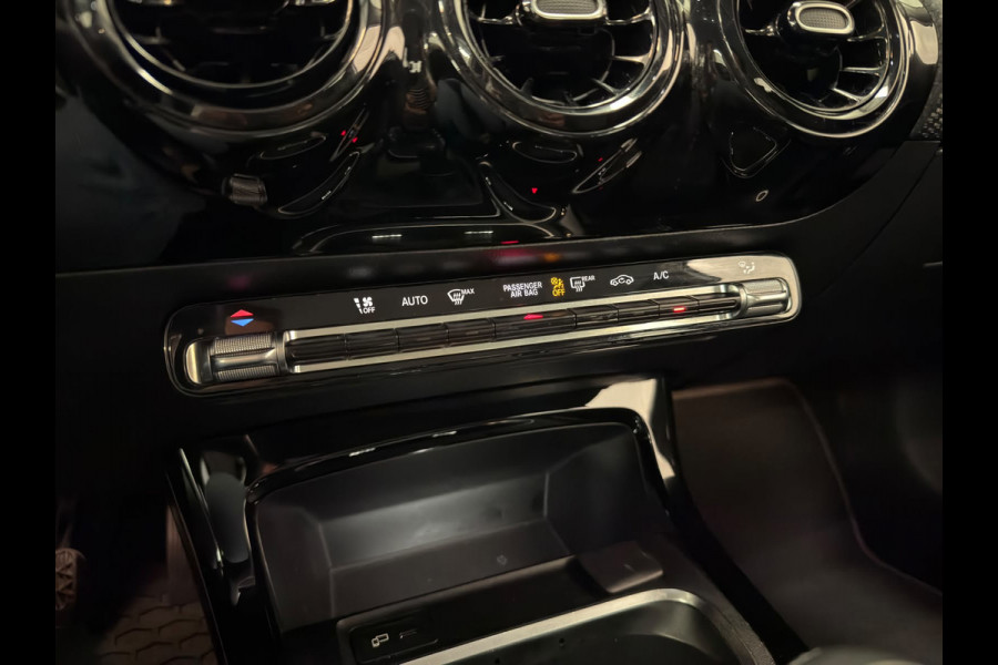 Mercedes-Benz A-Klasse 180 Limousine / 20" LM / Stoelverwarming