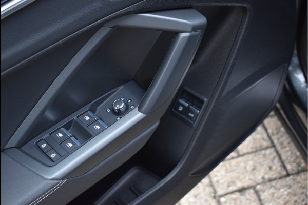 Audi Q3 Sportback 45 TFSI e S-Line 245 Pk Pano Vol Leder 360 Camera Matrix HD Keyless Sfeer 20 Inch
