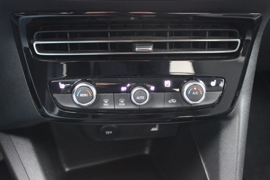 Opel Mokka Electric Level 5 50 kWh / Camera / CarPlay / Keyless / Sfeerverlichting / 18'' / Stoel+Stuurverwarming / Dodehoek / DAB / ACC / Warmtepomp