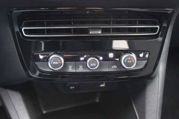 Opel Mokka Electric Level 5 50 kWh / Camera / CarPlay / Keyless / Sfeerverlichting / 18'' / Stoel+Stuurverwarming / Dodehoek / DAB / ACC / Warmtepomp