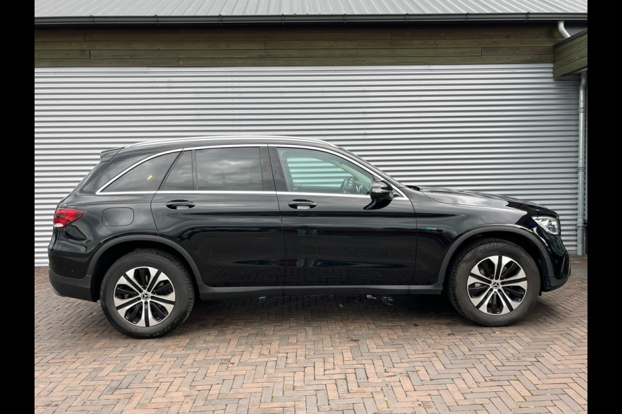Mercedes-Benz GLC 300e 4MATIC Business Solution