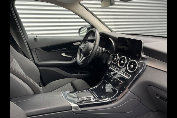 Mercedes-Benz GLC 300e 4MATIC Business Solution
