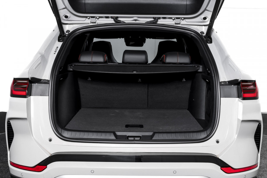 BYD SEAL U 1.5 DM-i FWD Boost | Afn. Trekhaak | Plug-In | S/K-Panodak | 360 Camera | App connect | Adapt. Cruise | Elek. Klep | Infinity audio | 19" |