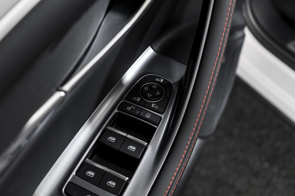 BYD SEAL U 1.5 DM-i FWD Boost | Afn. Trekhaak | Plug-In | S/K-Panodak | 360 Camera | App connect | Adapt. Cruise | Elek. Klep | Infinity audio | 19" |