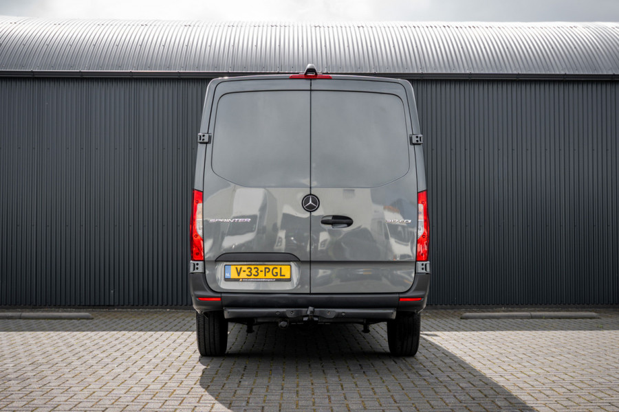 Mercedes-Benz Sprinter 317 CDI RWD L2H1 | 170 PK | Automaat | 1e Eigenaar | Cruise | Camera | Mbux | PDC | Climatronic