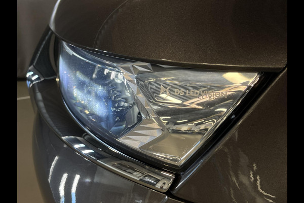 DS 7 Crossback 1.6 PureTech So Chic 225pk 18"/Panoramadak/DS Inspiratie RIVOLI/DS Active LED Vision/DS Night Vision/Connected Pilot/Stoelverwarming