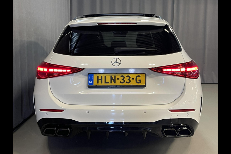 Mercedes-Benz C-Klasse Estate 300 e AMG Line C63 Diffuser/18"/Panoramadak/Laser LED/Trekhaak/Stoelverwarming + memory l + r/Adaptieve cruise/Sfeerverlichting premium/Elektrische klep/Apple Carplay & Android Auto