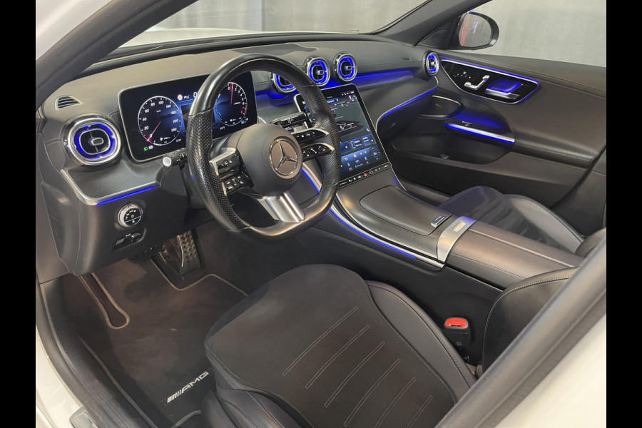 Mercedes-Benz C-Klasse Estate 300 e AMG Line C63 Diffuser/18"/Panoramadak/Laser LED/Trekhaak/Stoelverwarming + memory l + r/Adaptieve cruise/Sfeerverlichting premium/Elektrische klep/Apple Carplay & Android Auto