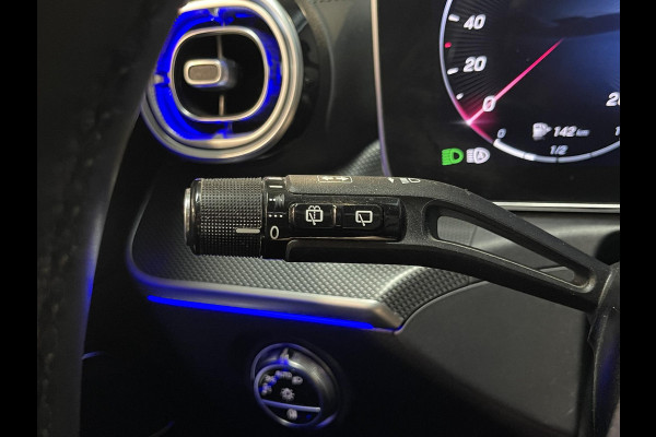 Mercedes-Benz C-Klasse Estate 300 e AMG Line C63 Diffuser/18"/Panoramadak/Laser LED/Trekhaak/Stoelverwarming + memory l + r/Adaptieve cruise/Sfeerverlichting premium/Elektrische klep/Apple Carplay & Android Auto