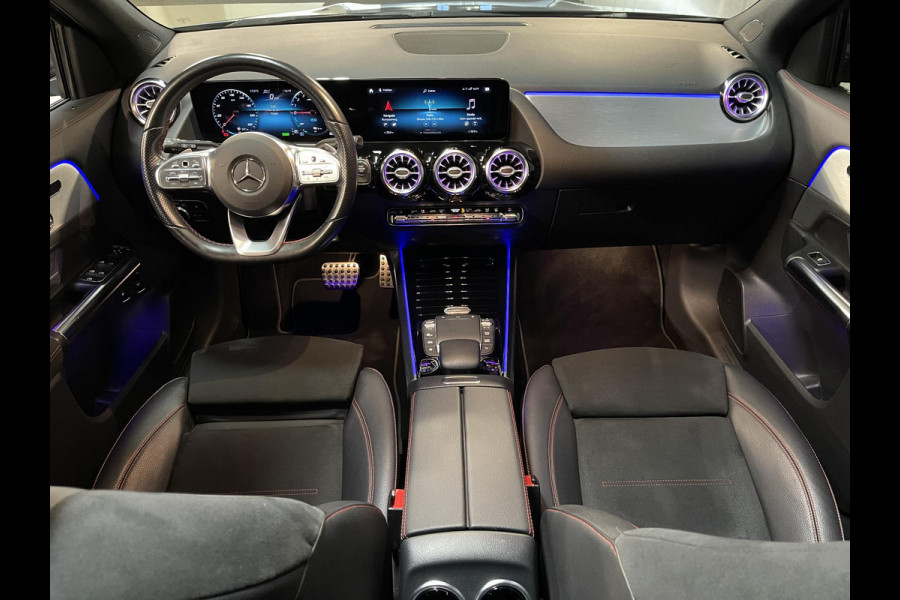 Mercedes-Benz GLA 250 e AMG Line Limited 19"/Panoramadak/Adaptieve cruise/Dodehoek/Sfeerverlichting/Stoelverwarming + memory/Camera/Elektrische klep