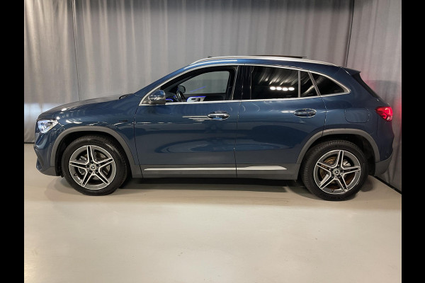 Mercedes-Benz GLA 250 e AMG Line Limited 19"/Panoramadak/Adaptieve cruise/Dodehoek/Sfeerverlichting/Stoelverwarming + memory/Camera/Elektrische klep