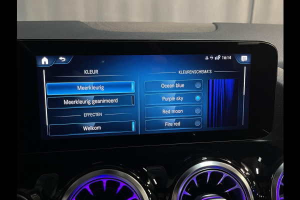 Mercedes-Benz GLA 250 e AMG Line Limited 19"/Panoramadak/Adaptieve cruise/Dodehoek/Sfeerverlichting/Stoelverwarming + memory/Camera/Elektrische klep