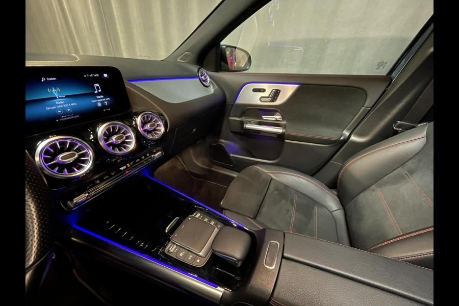 Mercedes-Benz GLA 250 e AMG Line Limited 19"/Panoramadak/Adaptieve cruise/Dodehoek/Sfeerverlichting/Stoelverwarming + memory/Camera/Elektrische klep