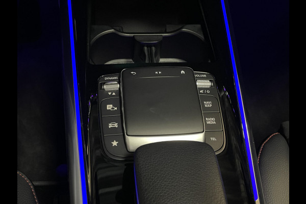 Mercedes-Benz GLA 250 e AMG Line Limited 19"/Panoramadak/Adaptieve cruise/Dodehoek/Sfeerverlichting/Stoelverwarming + memory/Camera/Elektrische klep