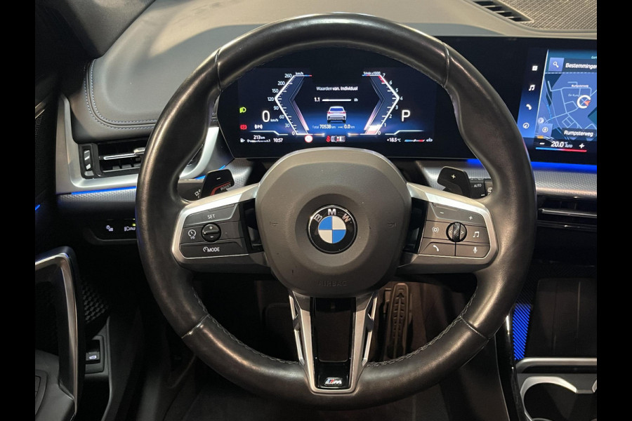BMW X1 sDrive18i M Sport Shadow Line 18"/Sportstoelen/Adaptieve cruise/Keyless/Stoelverwarming/Camera/Elektrisch klep