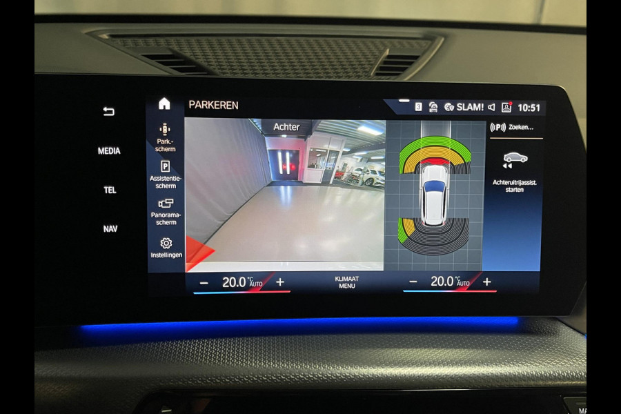 BMW X1 sDrive18i M Sport Shadow Line 18"/Sportstoelen/Adaptieve cruise/Keyless/Stoelverwarming/Camera/Elektrisch klep