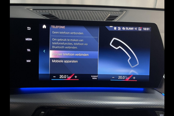 BMW X1 sDrive18i M Sport Shadow Line 18"/Sportstoelen/Adaptieve cruise/Keyless/Stoelverwarming/Camera/Elektrisch klep