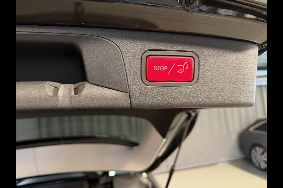 Mercedes-Benz GLC 300e 4MATIC AMG Line 19"/Trekhaak/Stoel + stuurverwarming + memory l+r/Adaptieve cruise/Dodehoek/Rijstrooksensor/Sfeerverlichting/Apple Carplay & Android Auto