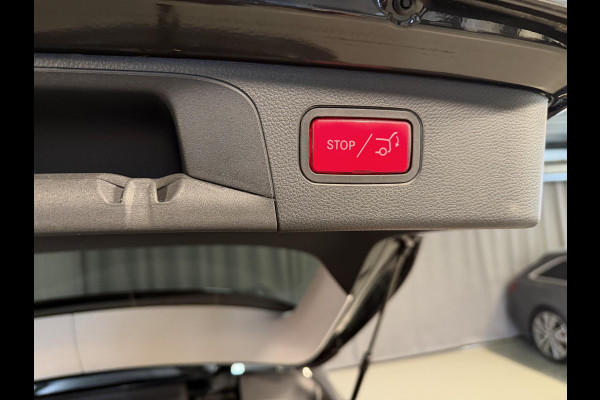 Mercedes-Benz GLC 300e 4MATIC AMG Line 19"/Trekhaak/Stoel + stuurverwarming + memory l+r/Adaptieve cruise/Dodehoek/Rijstrooksensor/Sfeerverlichting/Apple Carplay & Android Auto