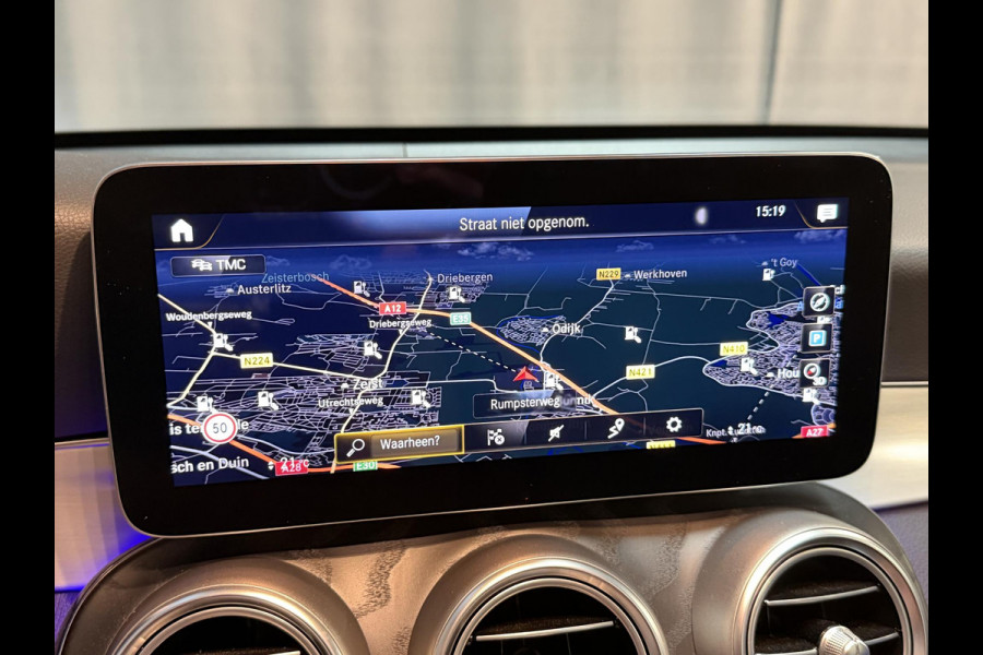 Mercedes-Benz GLC 300e 4MATIC AMG Line 19"/Trekhaak/Stoel + stuurverwarming + memory l+r/Adaptieve cruise/Dodehoek/Rijstrooksensor/Sfeerverlichting/Apple Carplay & Android Auto