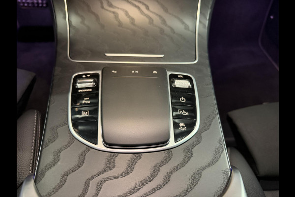 Mercedes-Benz GLC 300e 4MATIC AMG Line 19"/Trekhaak/Stoel + stuurverwarming + memory l+r/Adaptieve cruise/Dodehoek/Rijstrooksensor/Sfeerverlichting/Apple Carplay & Android Auto
