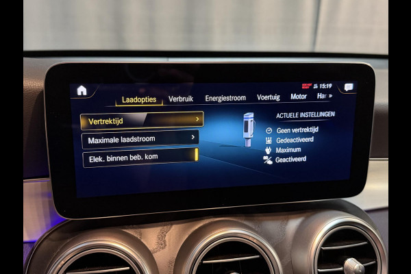 Mercedes-Benz GLC 300e 4MATIC AMG Line 19"/Trekhaak/Stoel + stuurverwarming + memory l+r/Adaptieve cruise/Dodehoek/Rijstrooksensor/Sfeerverlichting/Apple Carplay & Android Auto