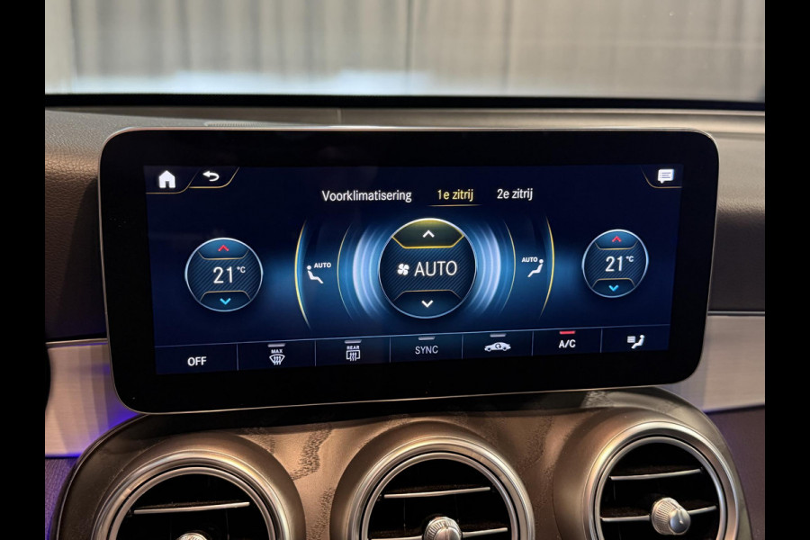 Mercedes-Benz GLC 300e 4MATIC AMG Line 19"/Trekhaak/Stoel + stuurverwarming + memory l+r/Adaptieve cruise/Dodehoek/Rijstrooksensor/Sfeerverlichting/Apple Carplay & Android Auto