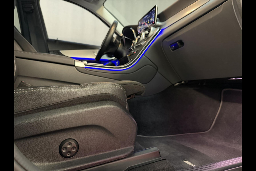 Mercedes-Benz GLC 300e 4MATIC AMG Line 19"/Trekhaak/Stoel + stuurverwarming + memory l+r/Adaptieve cruise/Dodehoek/Rijstrooksensor/Sfeerverlichting/Apple Carplay & Android Auto