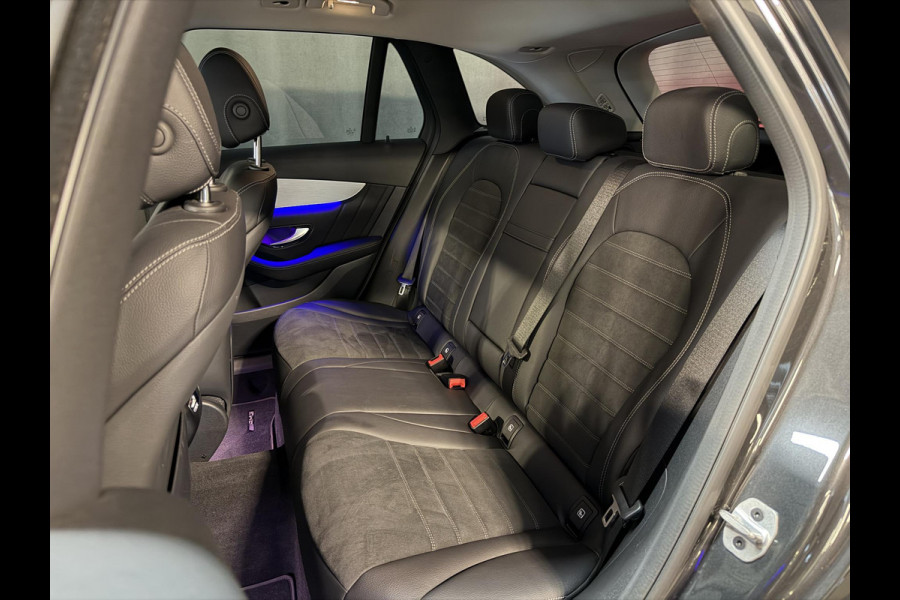 Mercedes-Benz GLC 300e 4MATIC AMG Line 19"/Trekhaak/Stoel + stuurverwarming + memory l+r/Adaptieve cruise/Dodehoek/Rijstrooksensor/Sfeerverlichting/Apple Carplay & Android Auto