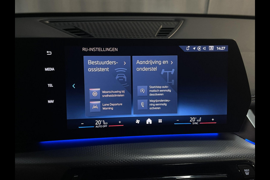 BMW X1 sDrive18i M Sport Shadow Line 18"/Sportstoelen/Keyless/Alarm/Adaptief LED/Stoelverwarming/Camera/Elektrisch klep