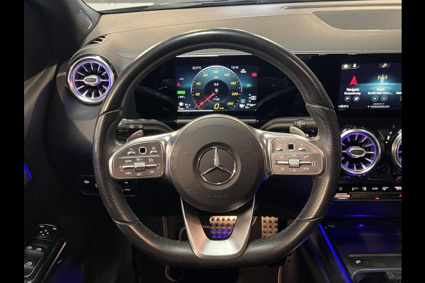 Mercedes-Benz B-Klasse 250 e Business Solution AMG Limited Night Pakket 18''/Sfeerverlichting/DAB/PDC v+a/Stoelverwarming/Climate/Apple Carplay & Android Auto