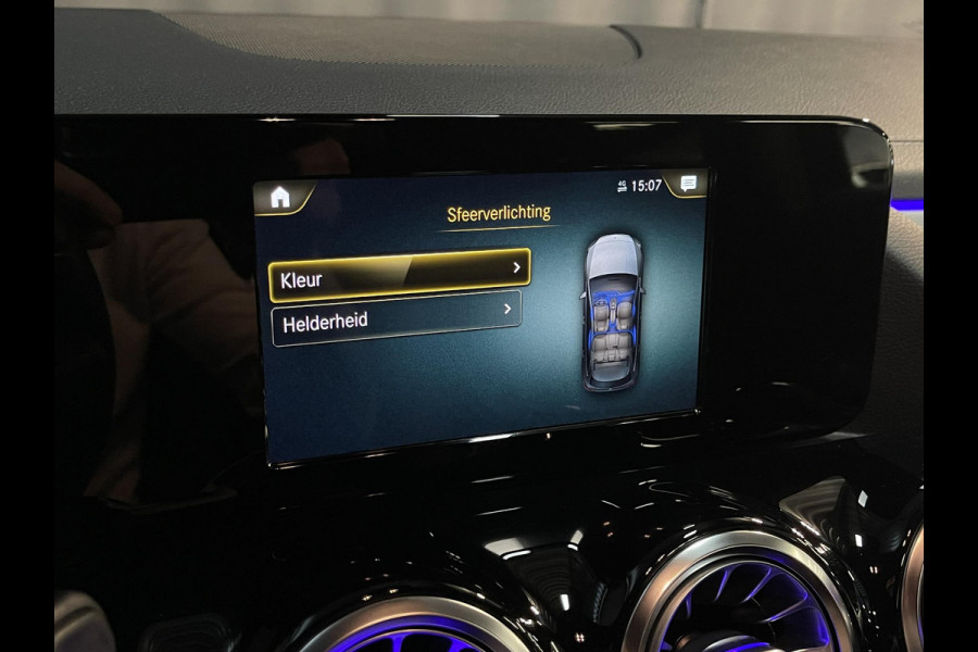 Mercedes-Benz B-Klasse 250 e Business Solution AMG Limited Night Pakket 18''/Sfeerverlichting/DAB/PDC v+a/Stoelverwarming/Climate/Apple Carplay & Android Auto